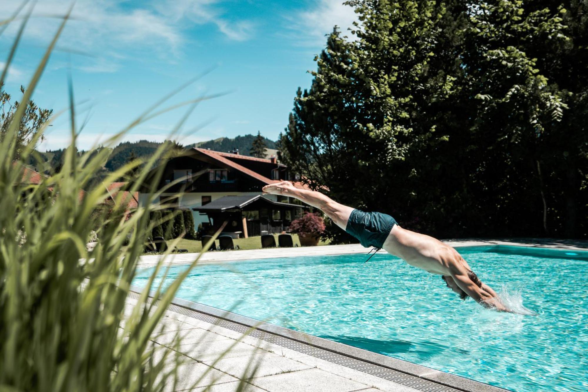 Отель Alpin & Wellness Ludwig Royal